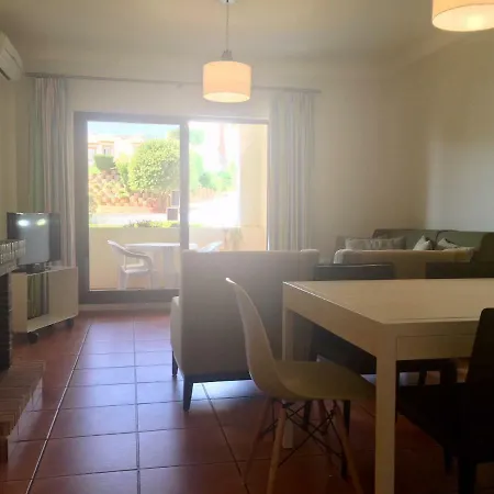 Vila Praia * 알부페이라